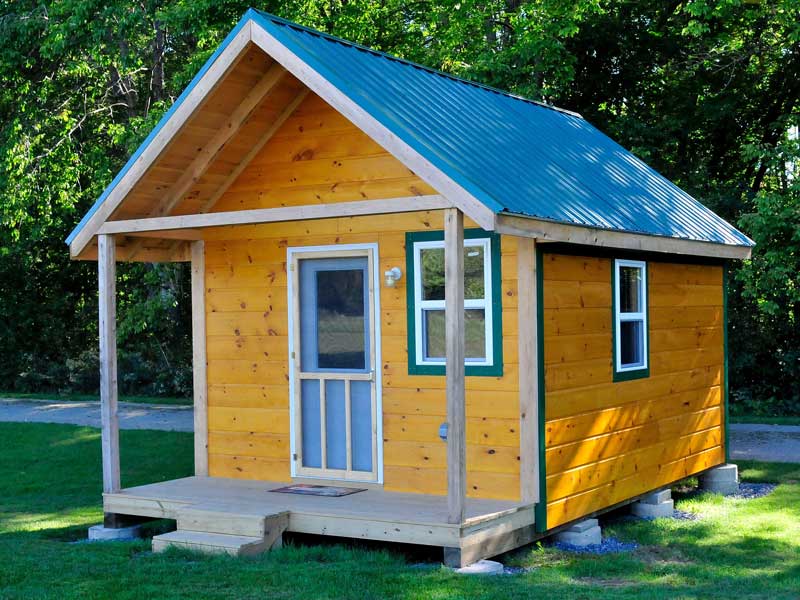 Maine Cabin Rentals - Bunkhouse Cabins in Bingham Maine