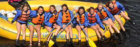 youth-group-rafting-in-maine